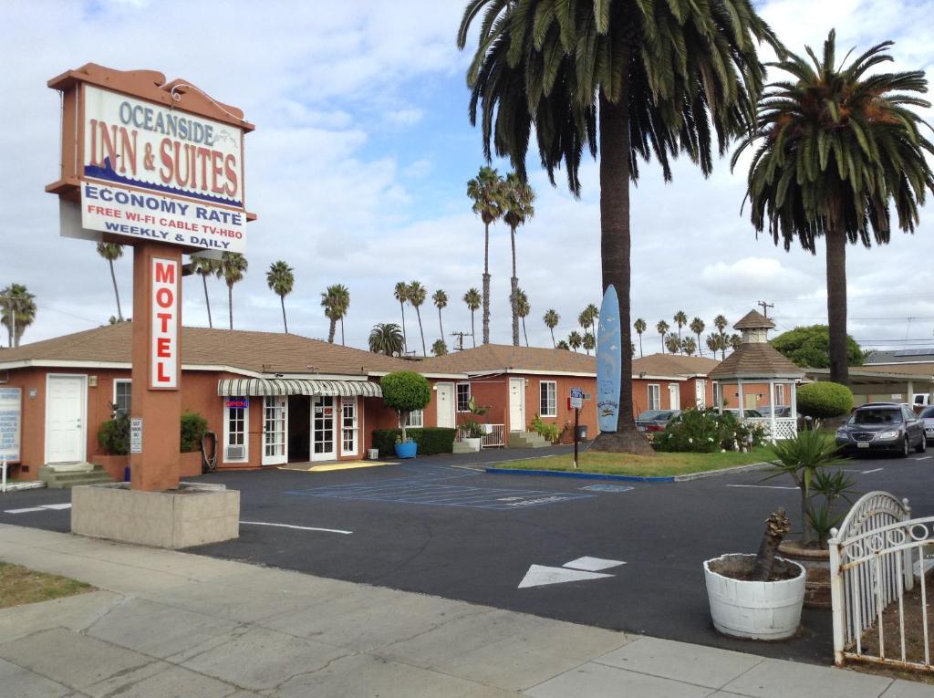 Oceanside Inn & Suites ภายนอก รูปภาพ