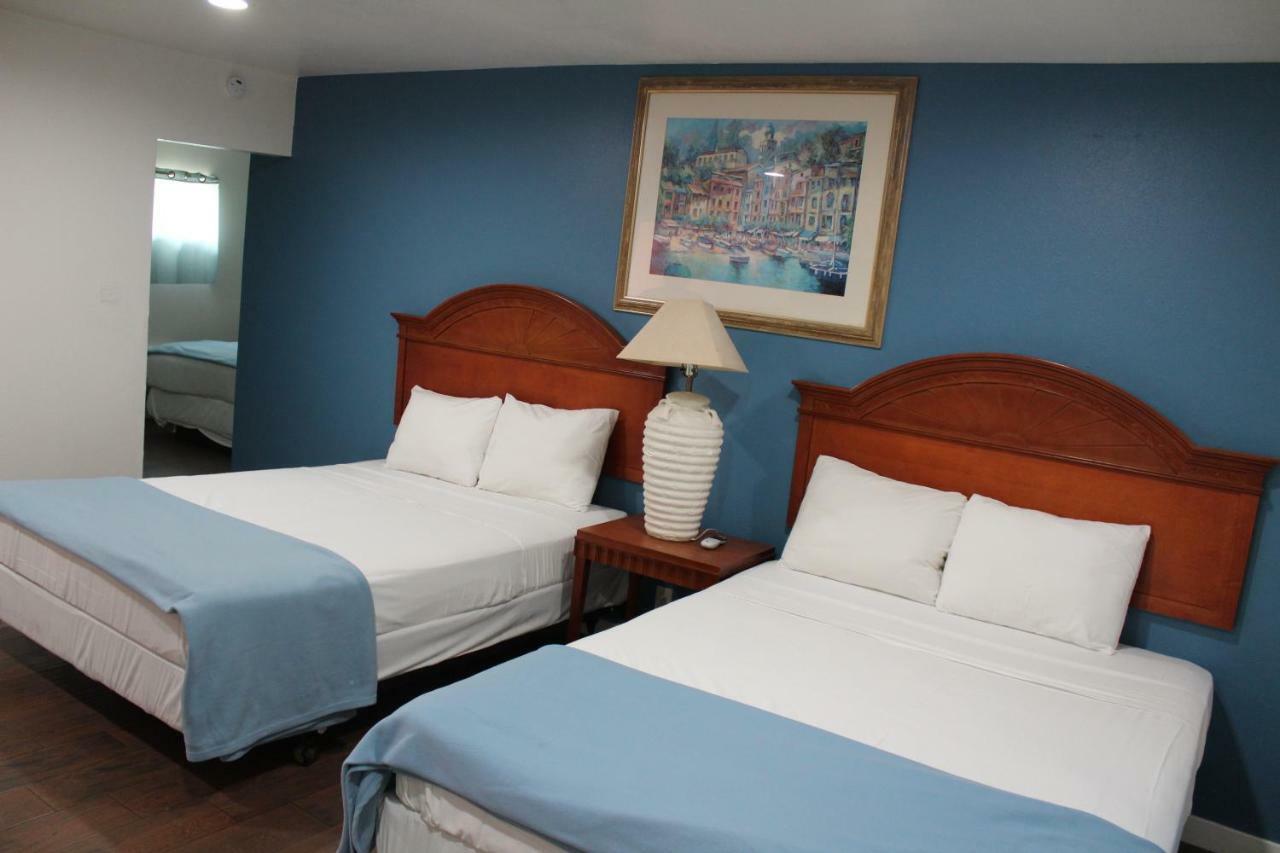 Oceanside Inn & Suites ภายนอก รูปภาพ