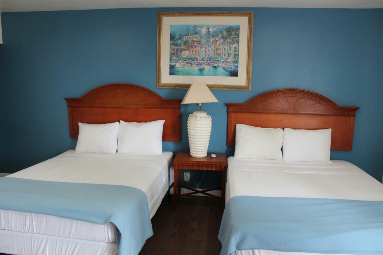 Oceanside Inn & Suites ภายนอก รูปภาพ