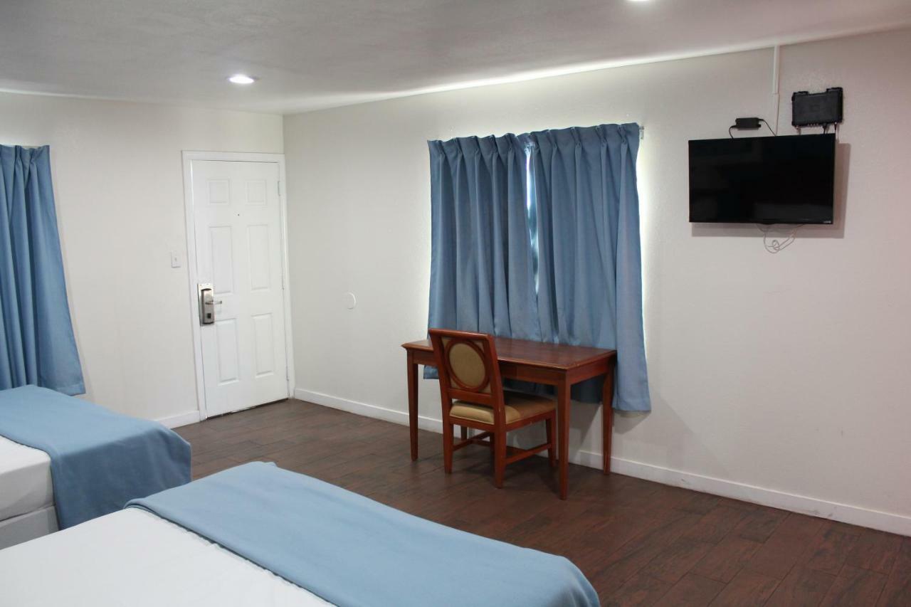 Oceanside Inn & Suites ภายนอก รูปภาพ